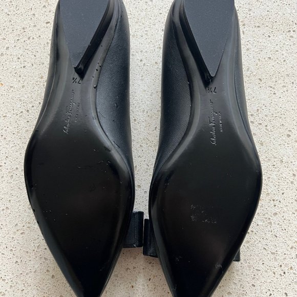 NEW Salvatore Ferragamo Viva Black Leather Ballet Flat, Size: 7.5 - Picture 6 of 8